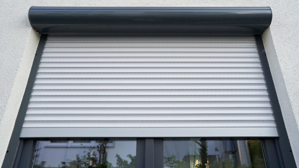 Dépannage de volet roulant à Montpellier : toutes les pannes fréquentes à connaître